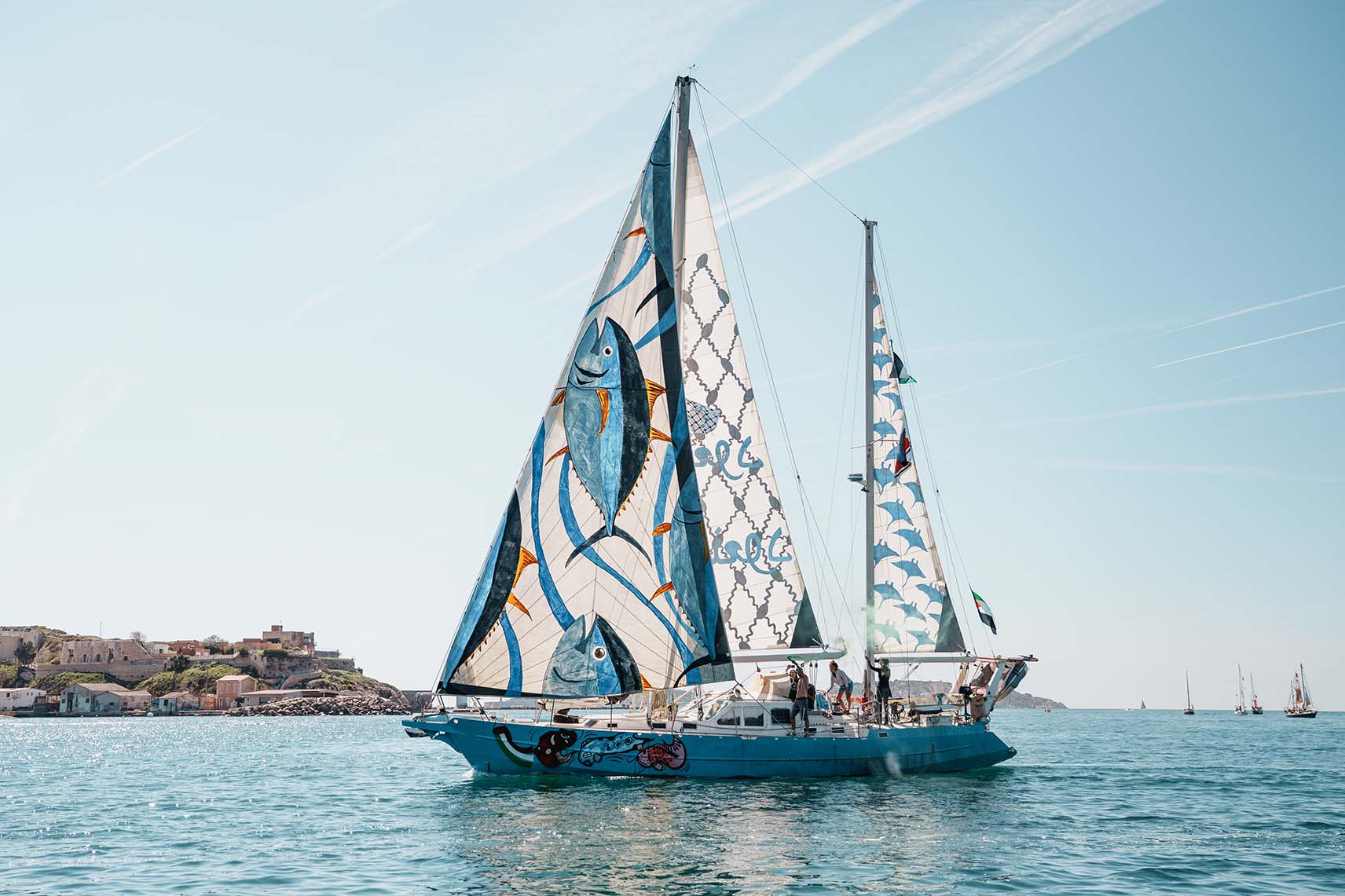 MADLEEN KULAB - the fishers boat_